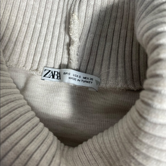 ZARA CAMI - Picture 2 of 2